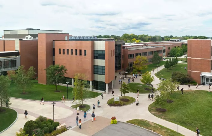Rochester Institute of Technology UK Rochester Institute of Technology UK
